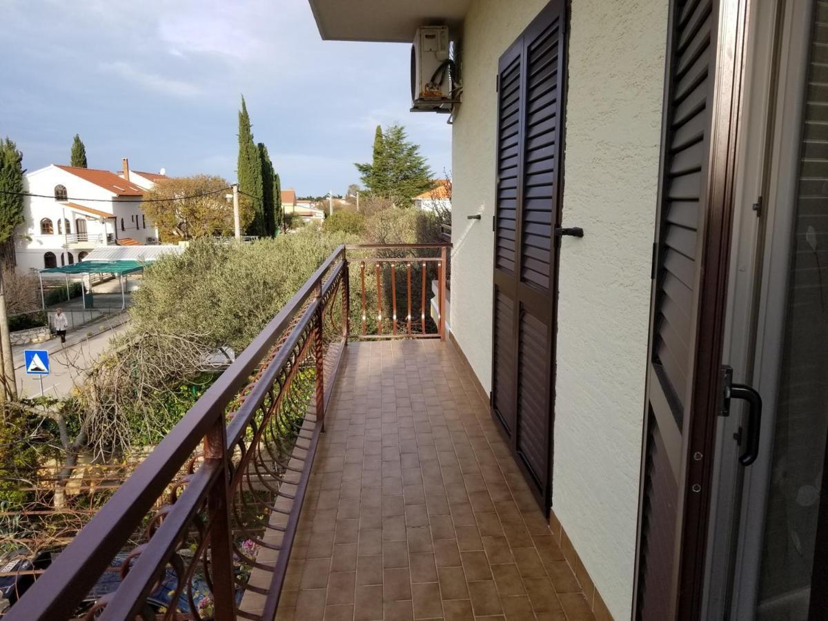 Danyja Apartments Sveti Filip i Jakov Exterior photo